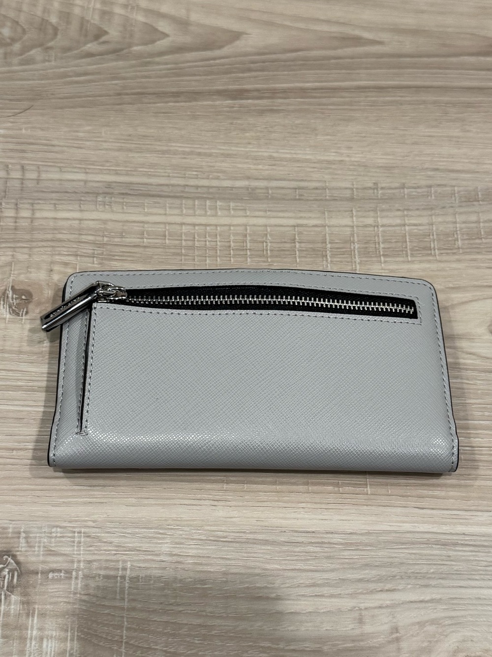 Kate Spade Large Bifold Wallet - NWT - Picture 2 of 3